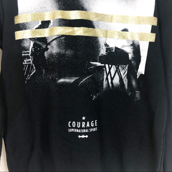 🔴 SOLD 🔴 Zara Black Courage Graphic Sweatshirt - Picture 3 of 5
